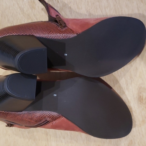 DIBA Orange Booties Nwot - Picture 9 of 9